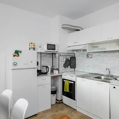 Terra Vibes 1bd With Fast Wi-fi & Balcony By Flat Mаnager * 索菲亞