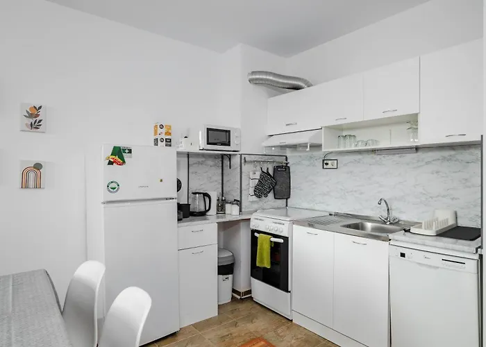 Terra Vibes - 1bd With Balcony By Flat Mаnager * ソフィア