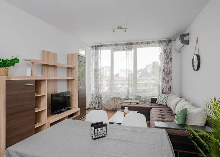 Terra Vibes - 1bd With Balcony By Flat Mаnager ソフィア