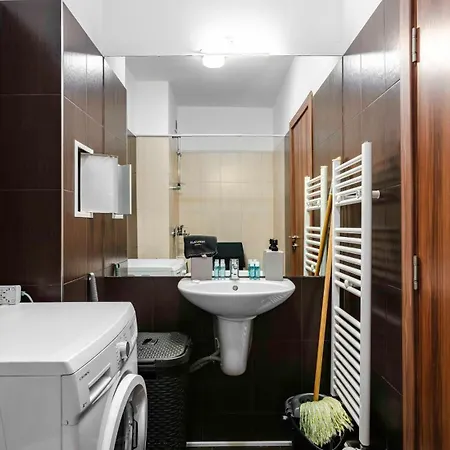 Terra Vibes 1bd With Fast Wi-fi & Balcony By Flat Mаnager Sofya